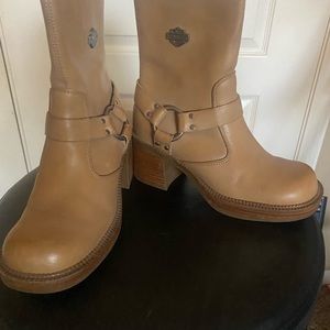 Womens Harley Davidson leather boots